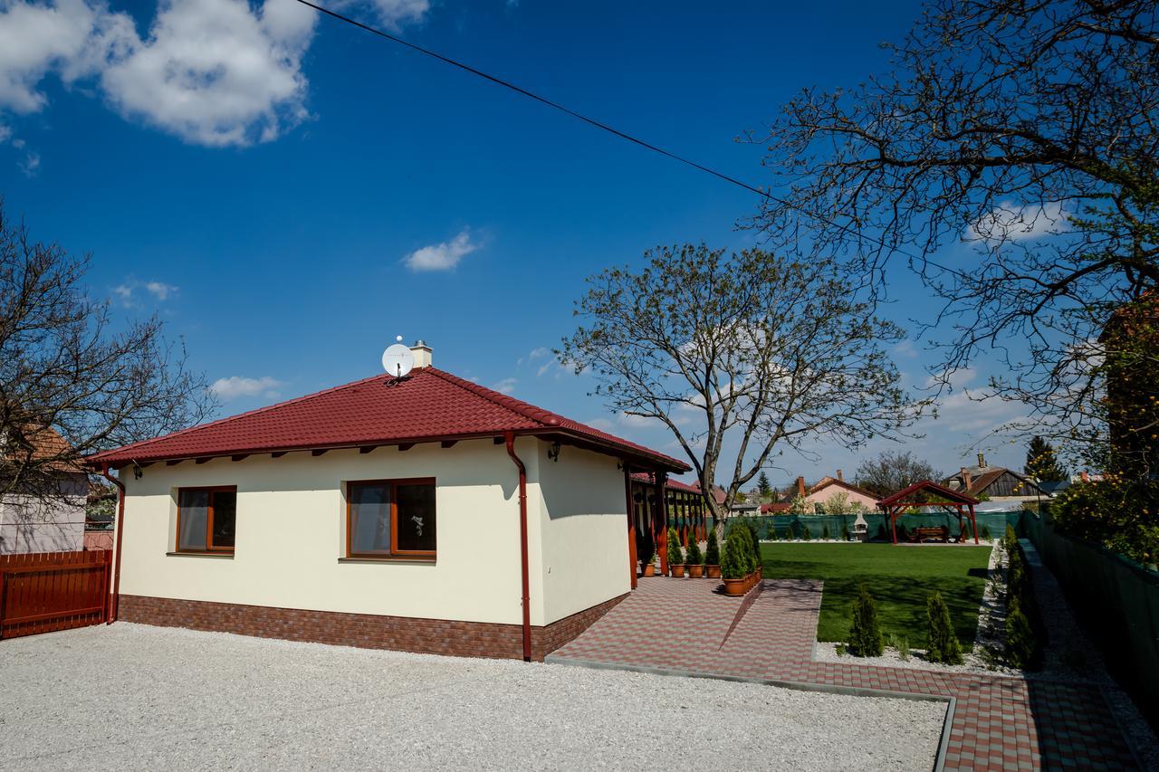 Ferienwohnung Apartman Levandula Veľký Meder Exterior foto